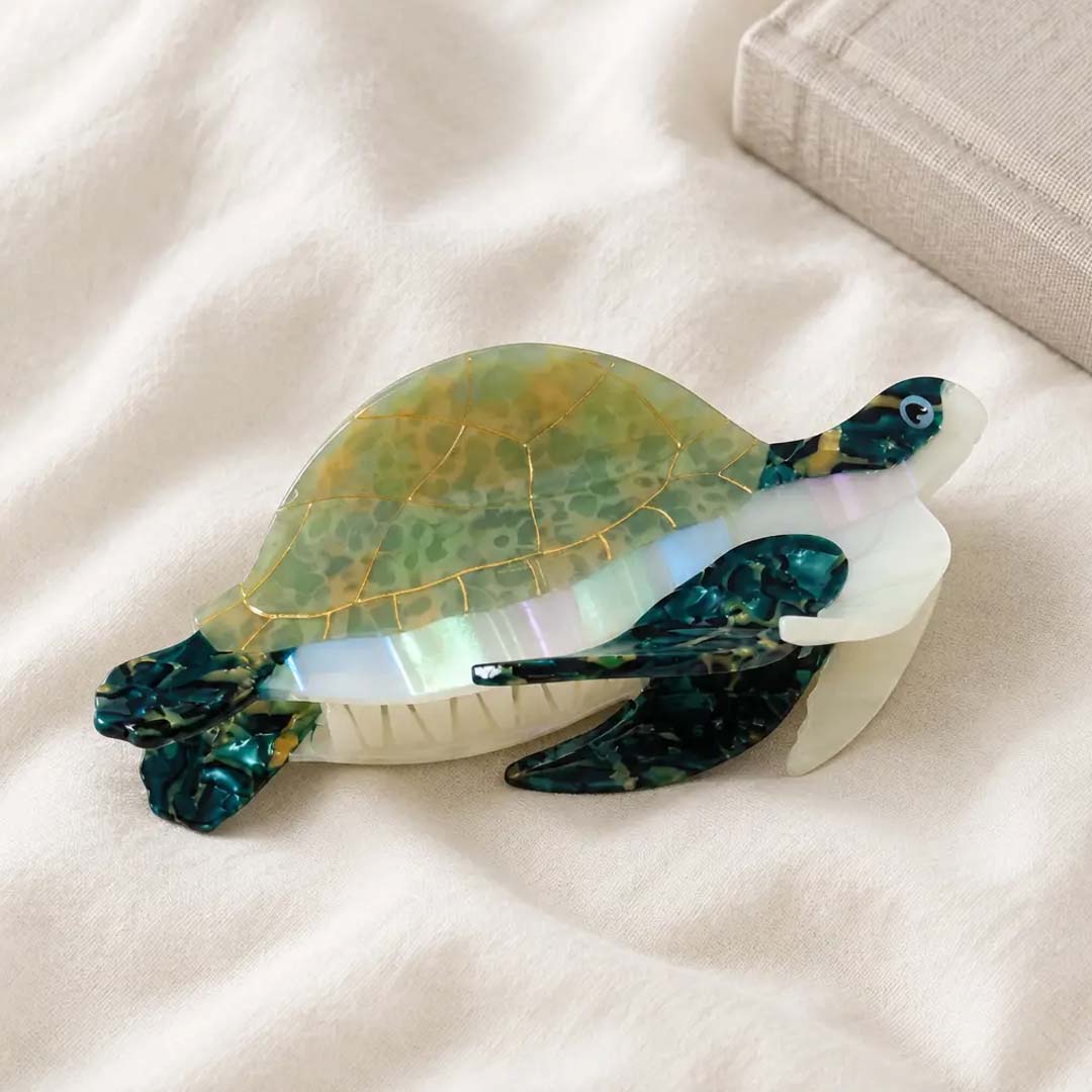 Sea Turtle Claw Clip | Green