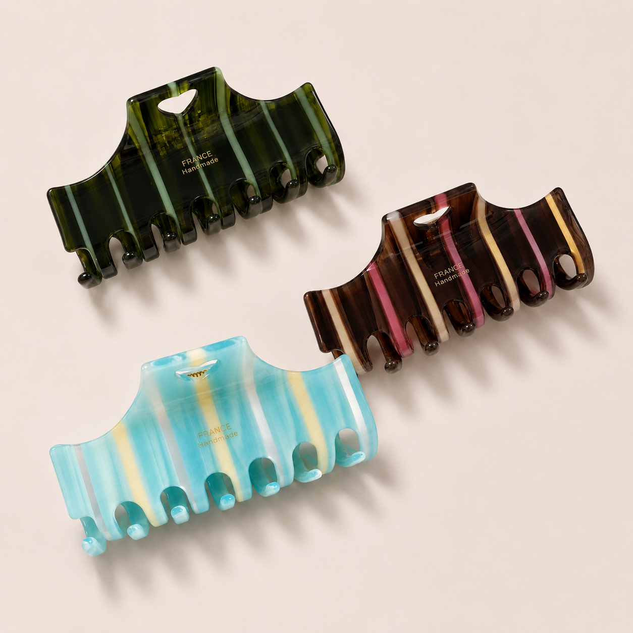 Vintage Love Stripe Claw Clip | Light Blue Stripes