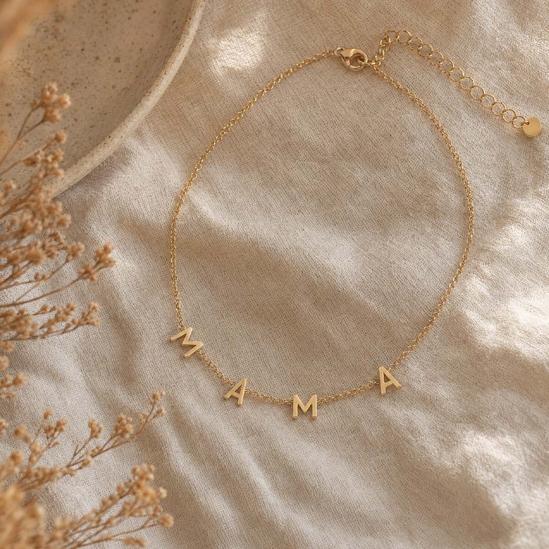 MAMA Necklace | Gold