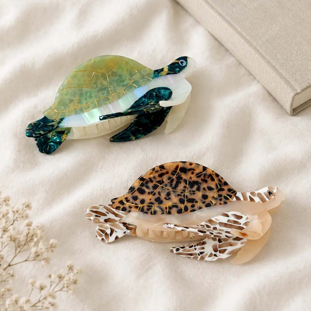 Sea Turtle Claw Clip | Green
