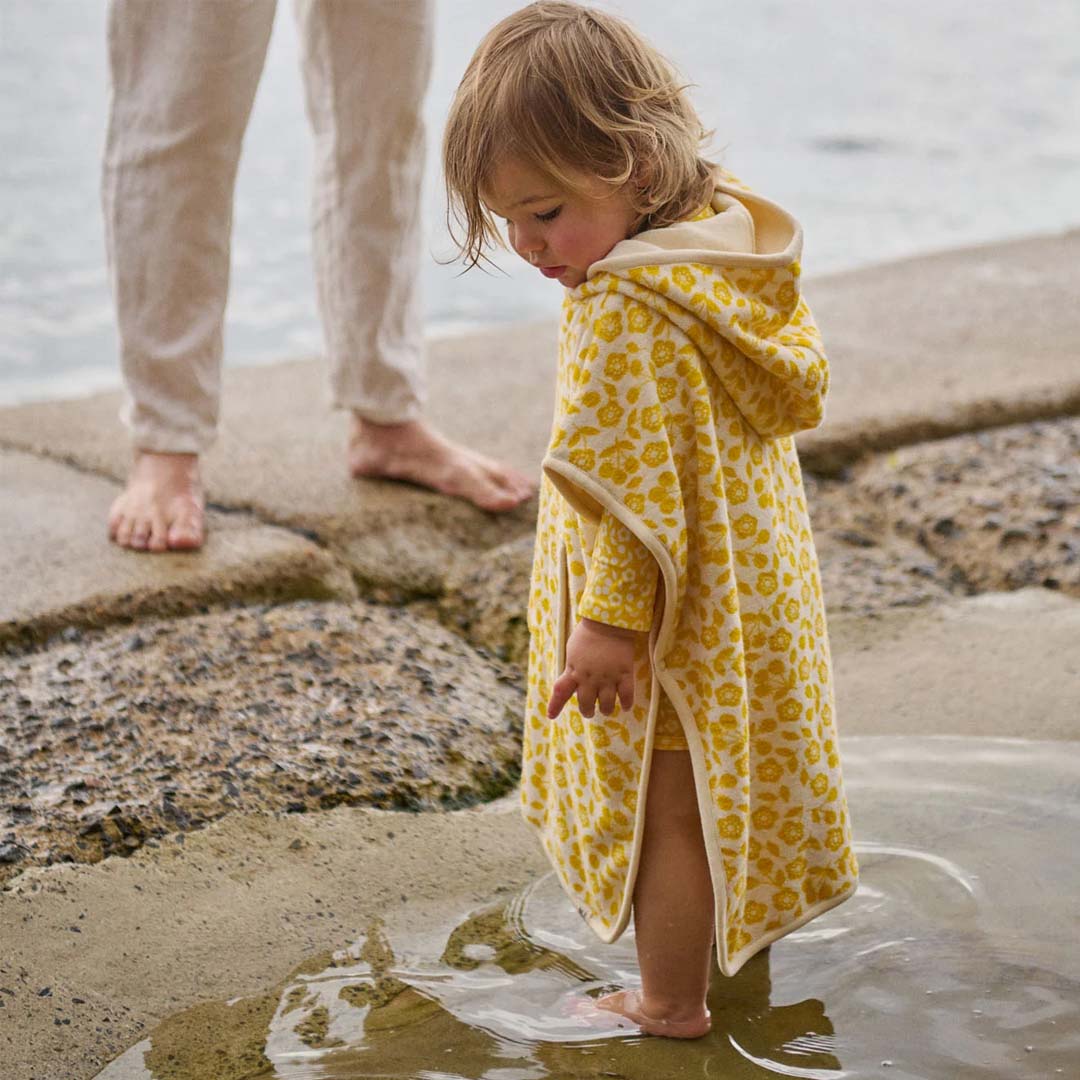 Poncho Towel | Kitchen Garden Freesia Print