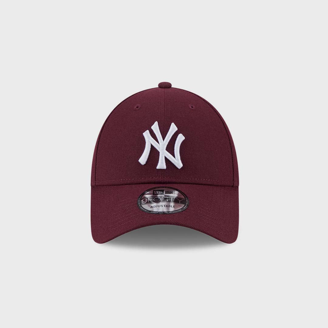 9Forty NY Yankees | Ruby Red White