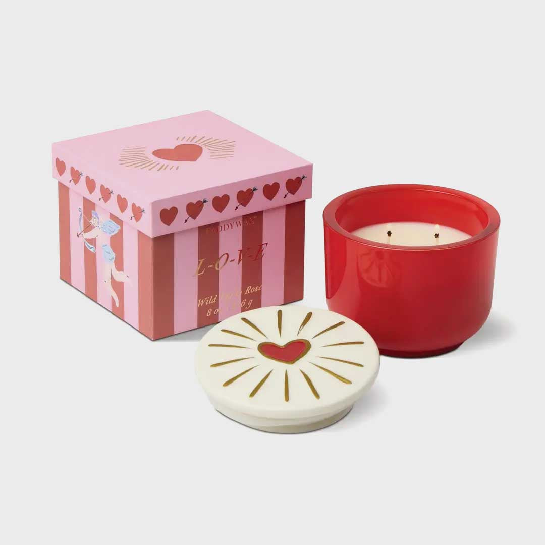 Charmed 8oz Embossed Heart | Wild Fig & Rose