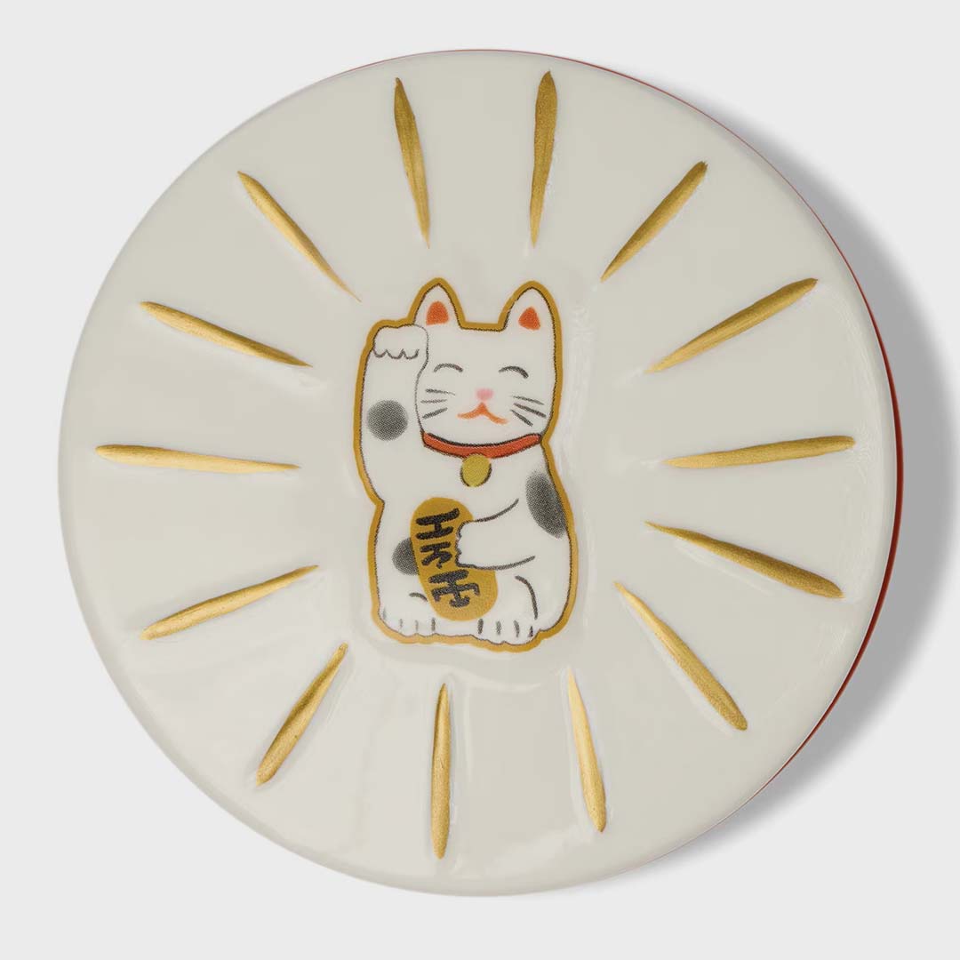 Charmed 8oz Embossed Maneki-Neko | Wild Neroli