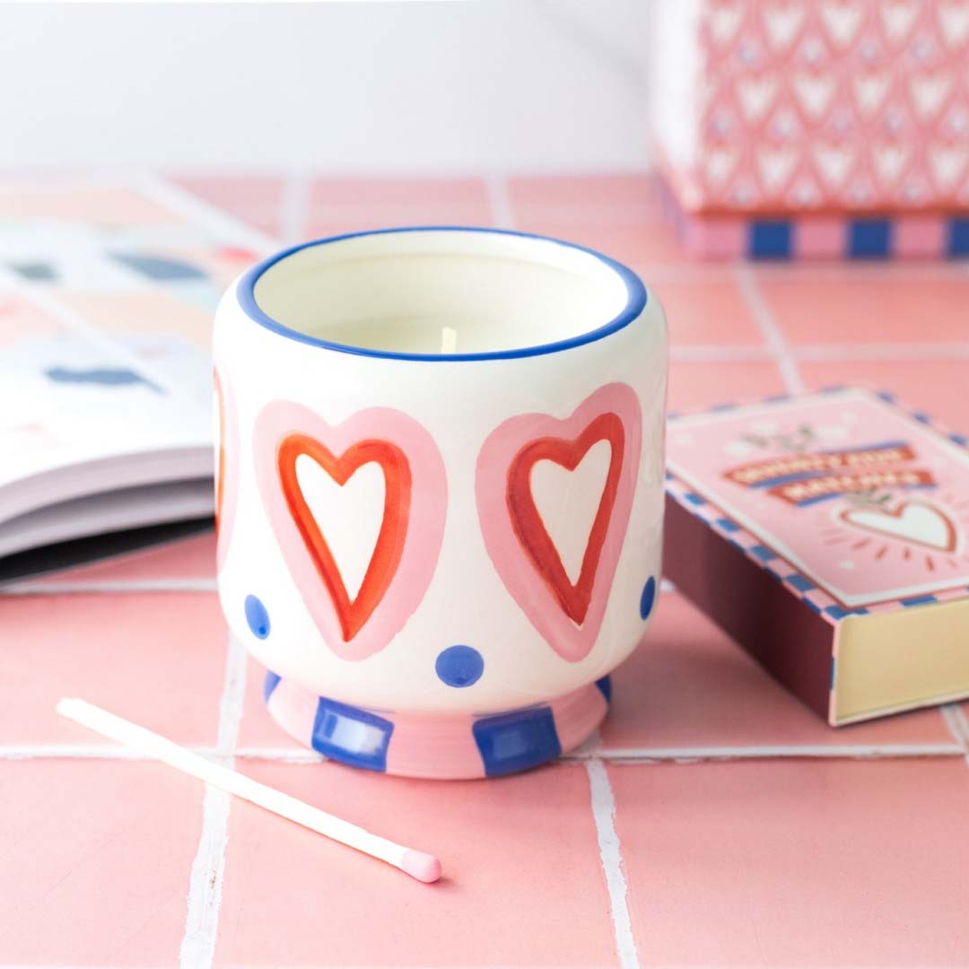 Adopo 8oz Hearts Ceramic Candle | Rosewood Vanilla