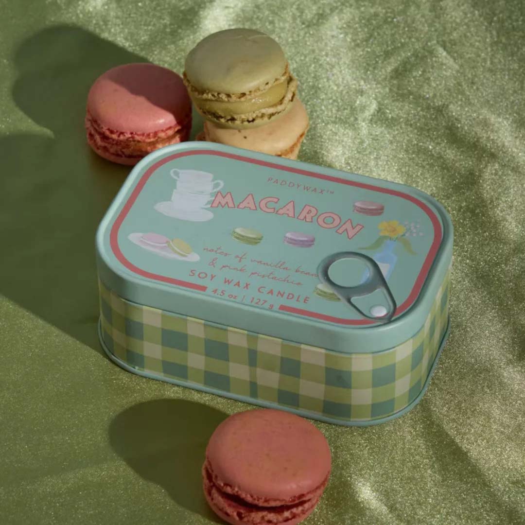 Bistro 4.5oz Macaron Candle Tin | Pink Pistachio