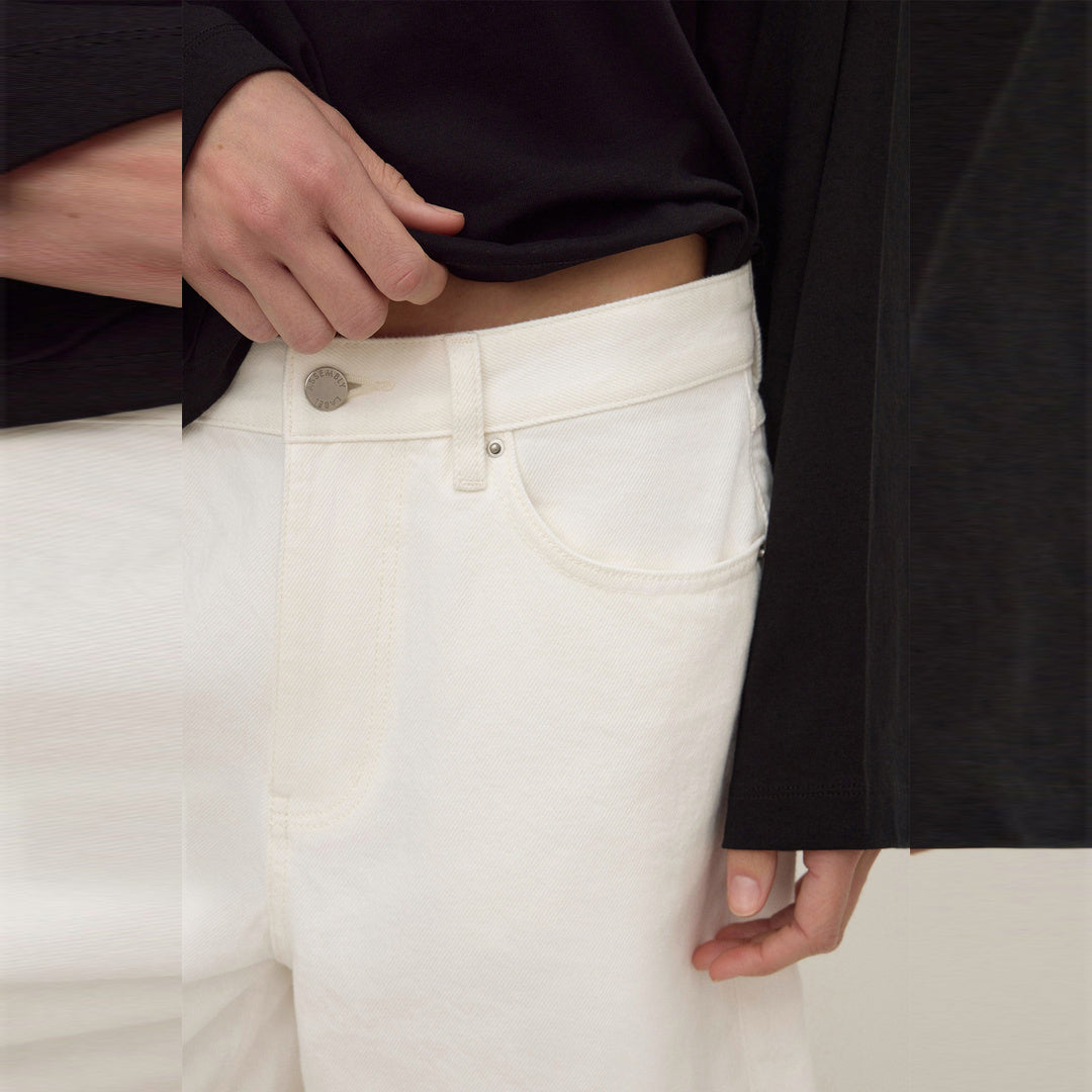 Assembly Label Relaxed Denim Short in Vintage White