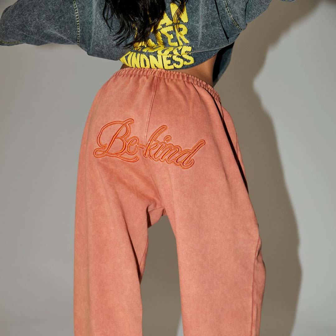 The Be Kind Jogger | Peach