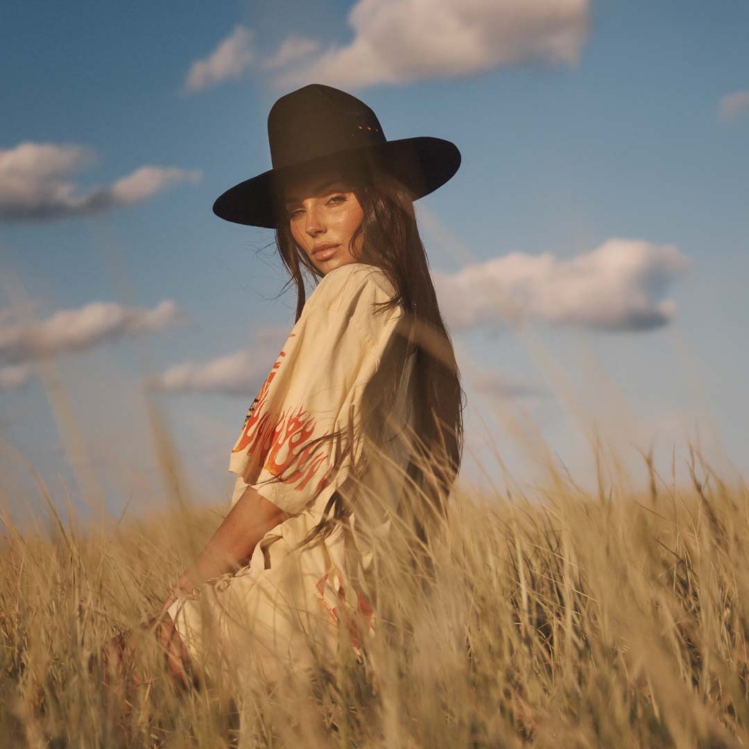 Very Oversized Flaming Cowboy Tee | Sand