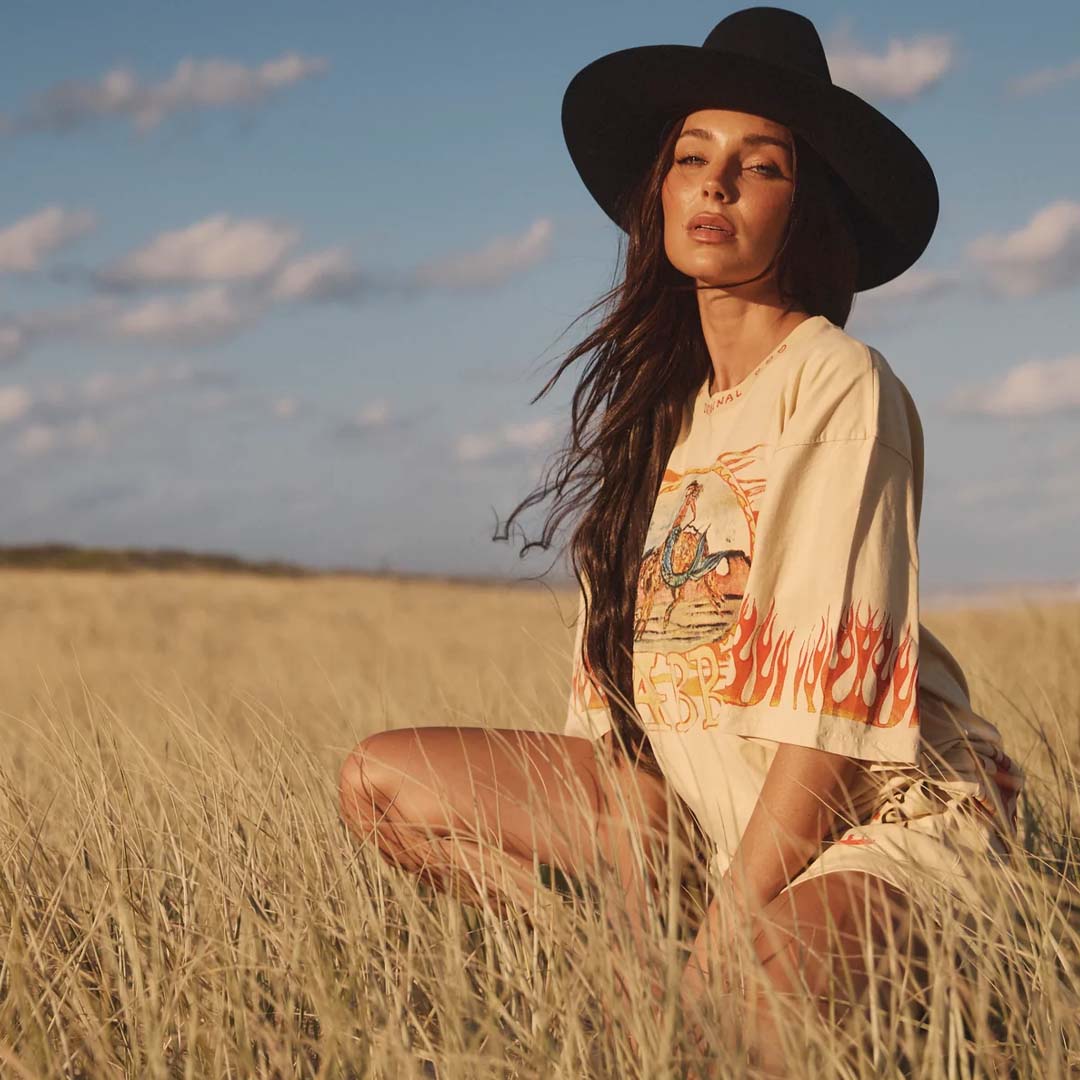 Very Oversized Flaming Cowboy Tee | Sand