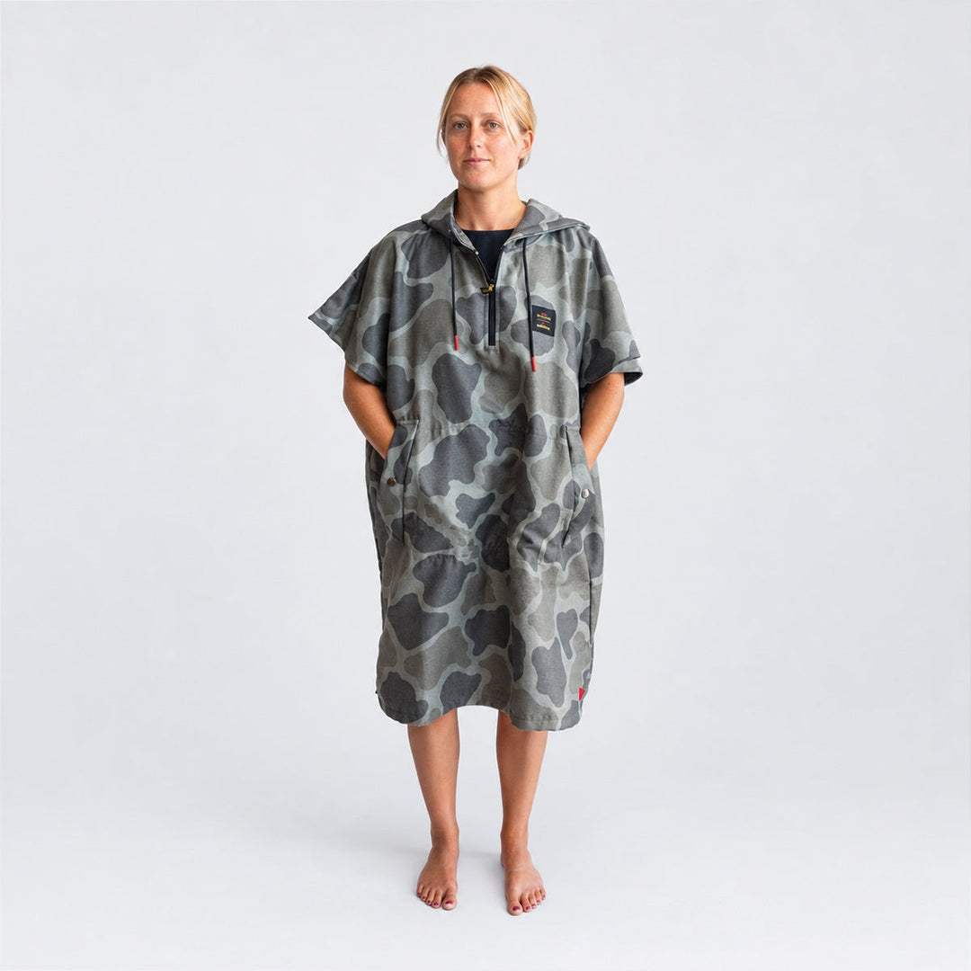 Slowtide Florence Performance Quick-Dry Poncho in Overland — product detail or lifestyle view 6