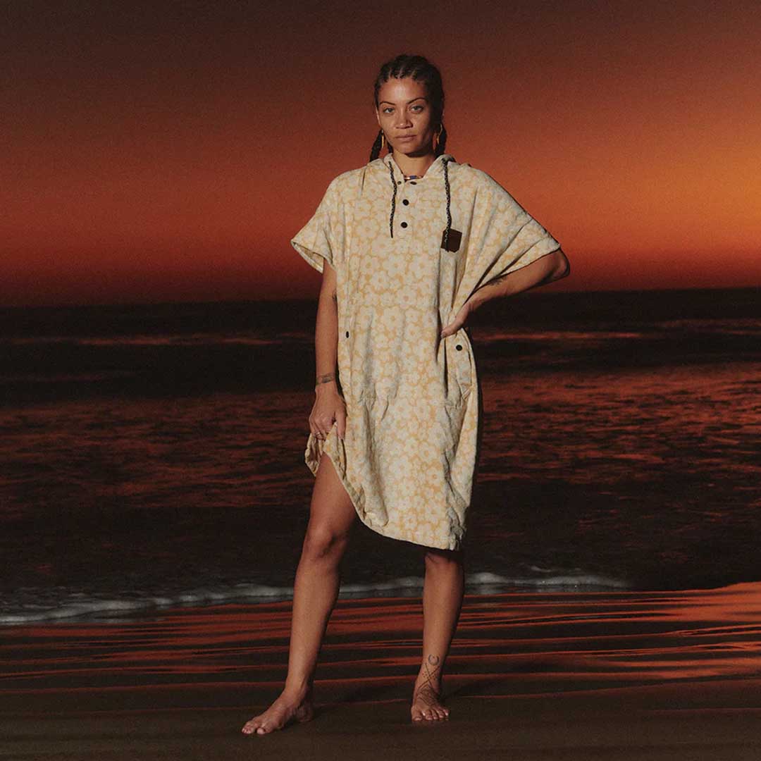 Ginny Extra-Warm Poncho | Sandstone