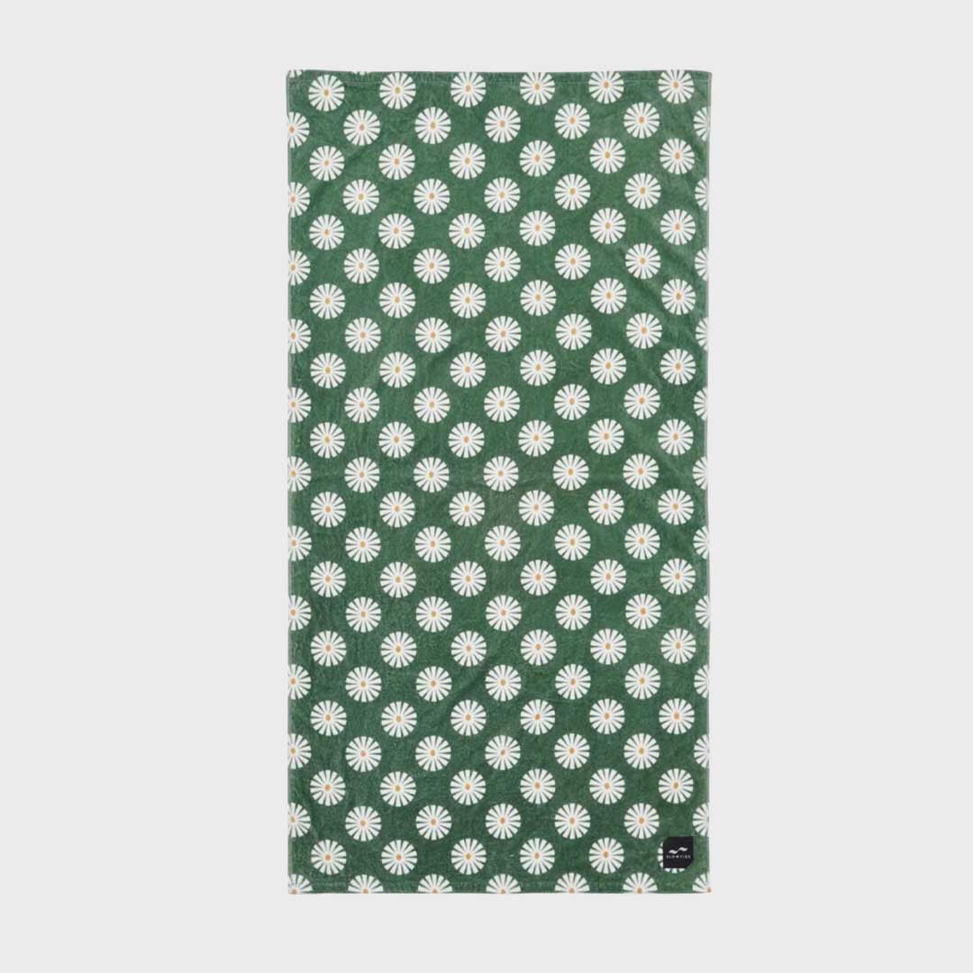 Sun Dazed Beach Towel | Green