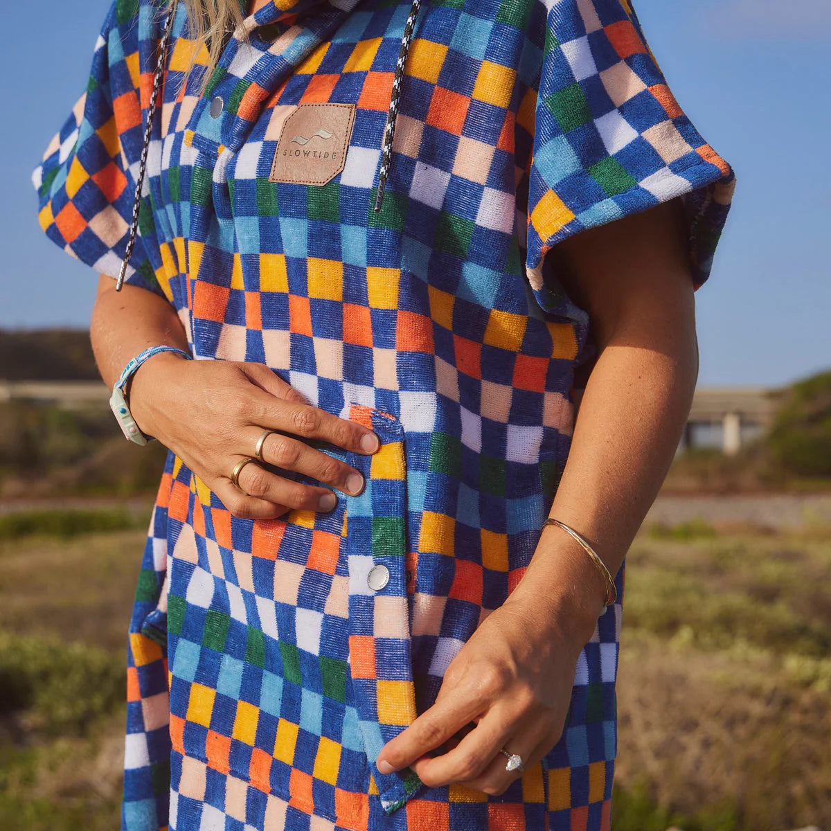 SUNDOW PONCHO | DEEP PACIFIC