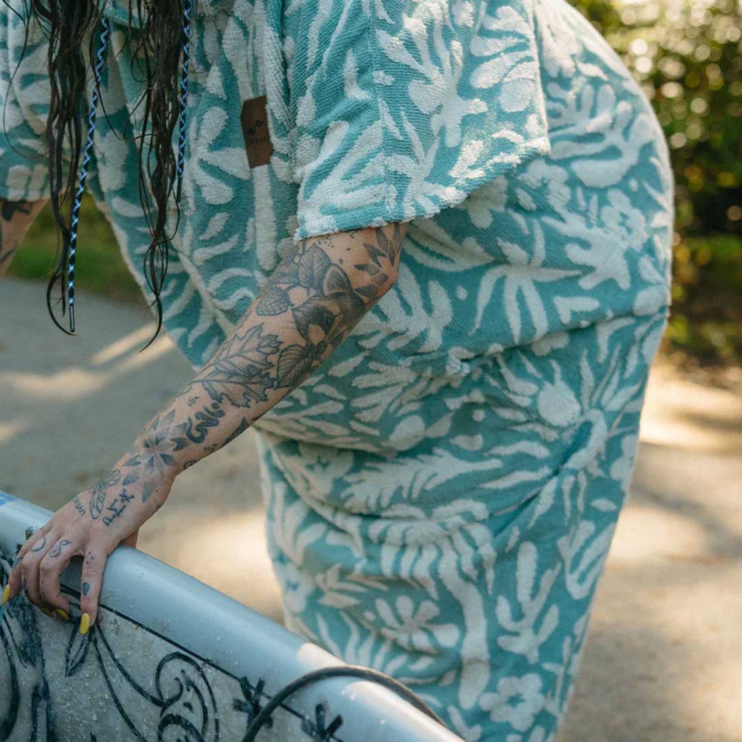 Sunny Extra-Warm Poncho | Sky Blue