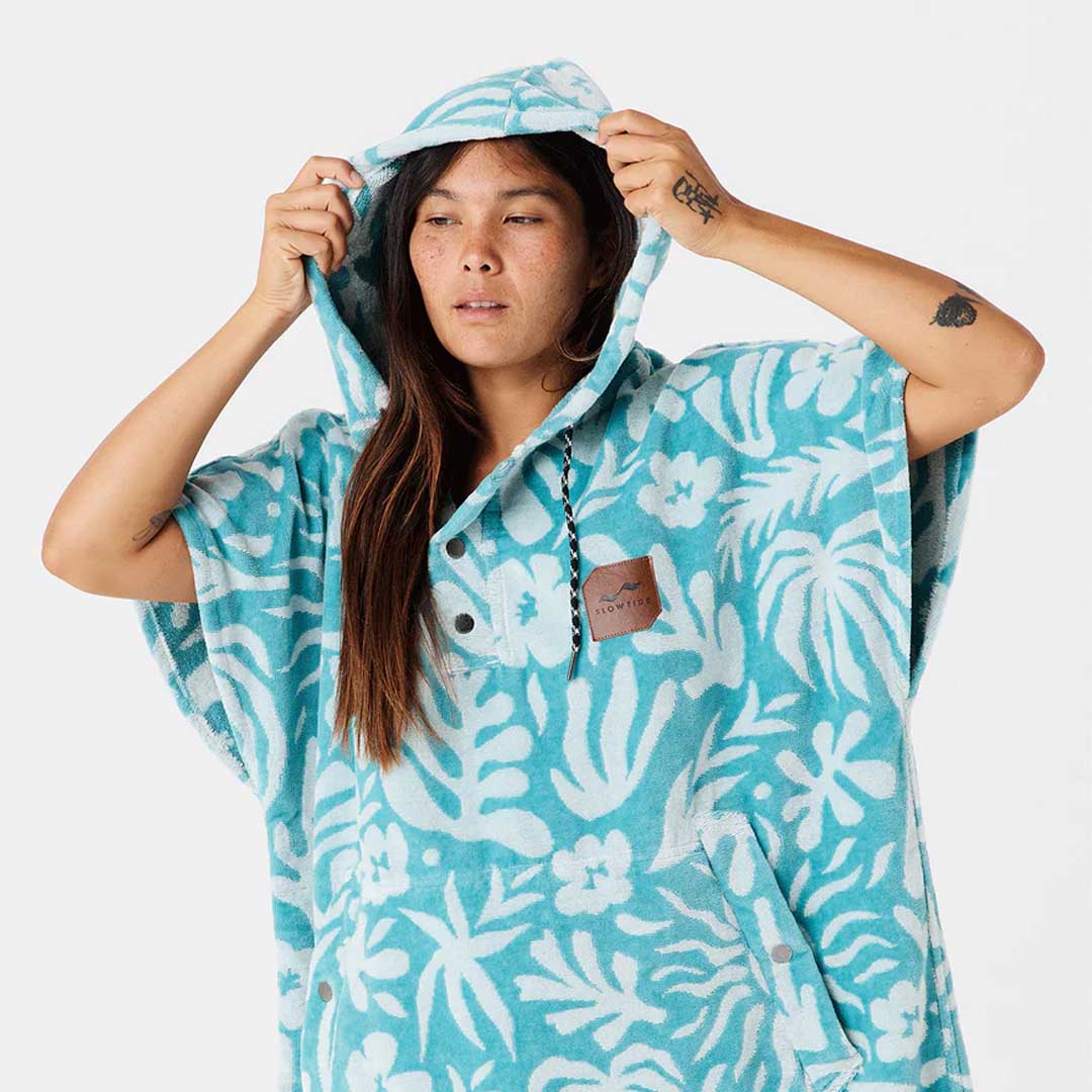 Sunny Extra-Warm Poncho | Sky Blue