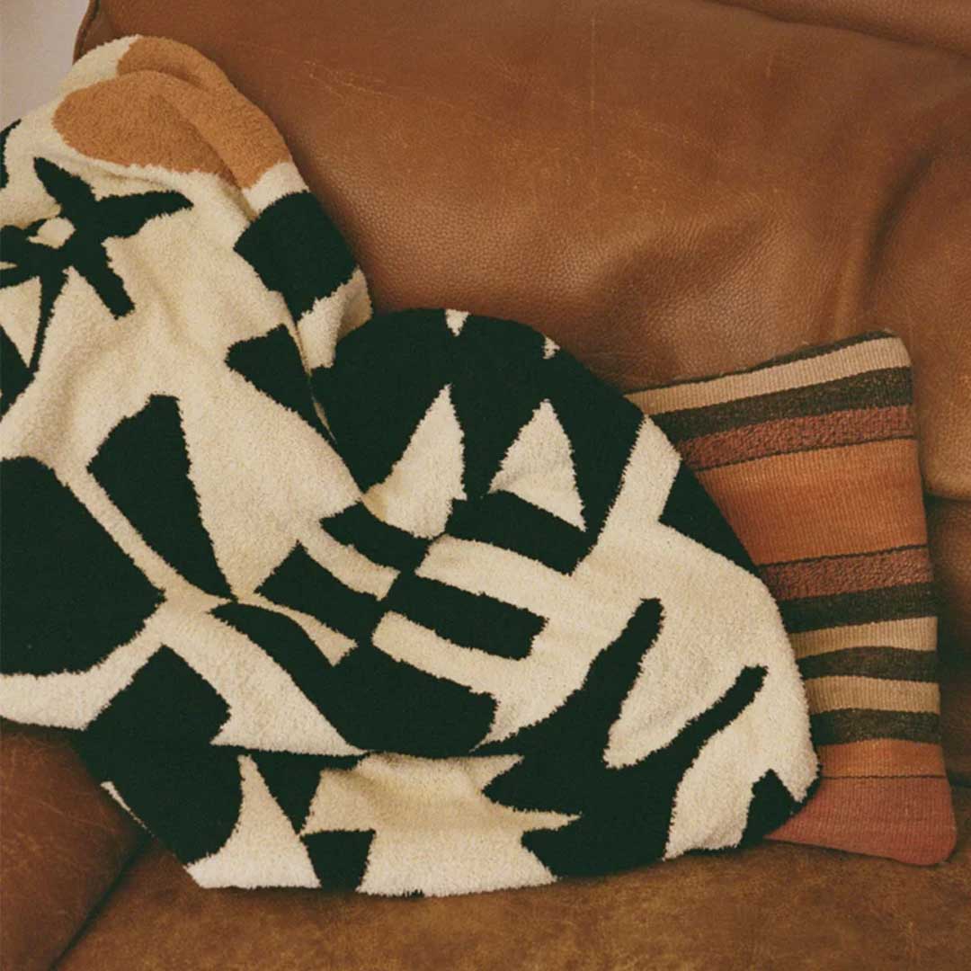 Upton Throw Blanket | Black