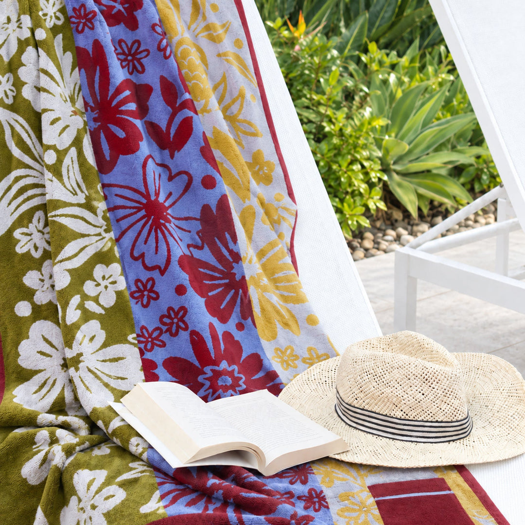 The Somewhere Co. Premium Cotton Beach Towel in Flor Del Sol — official image 03