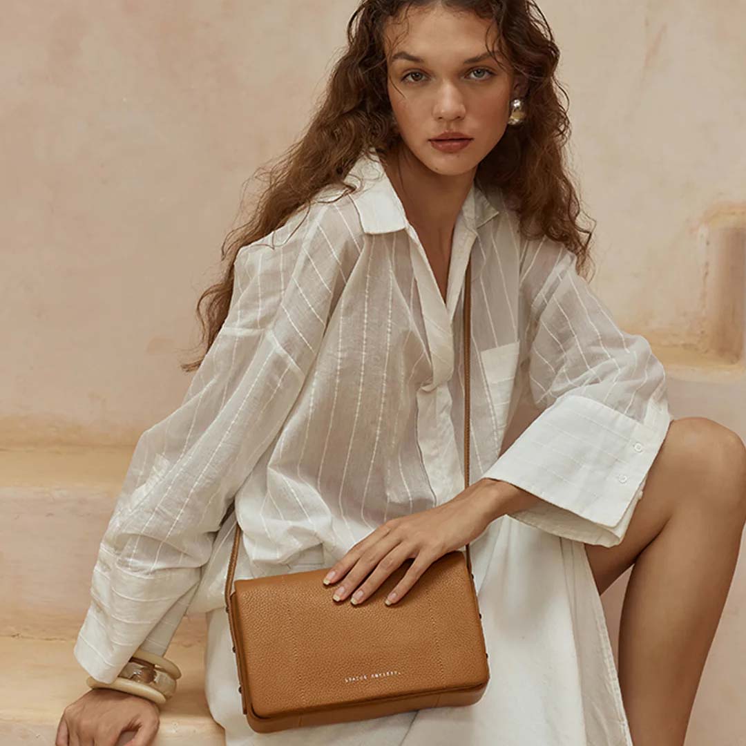 SUCCUMB BAG | TAN