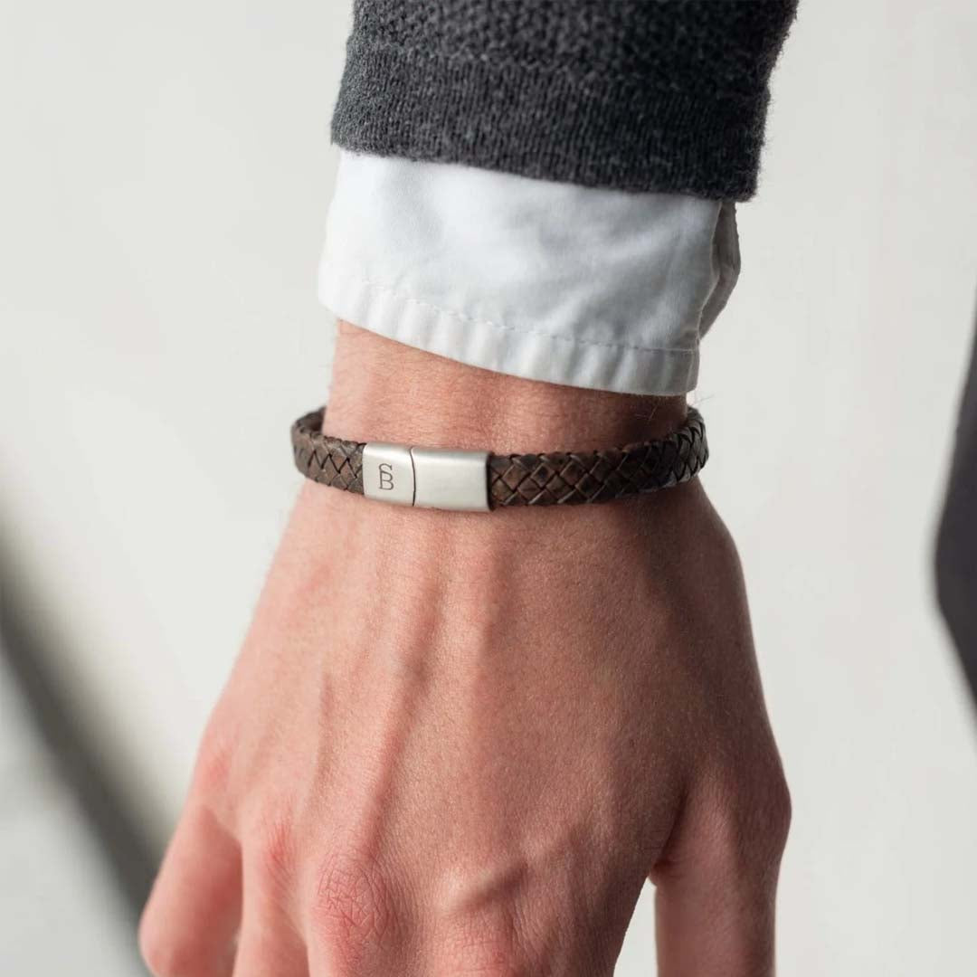 Riley | Vintage Brown