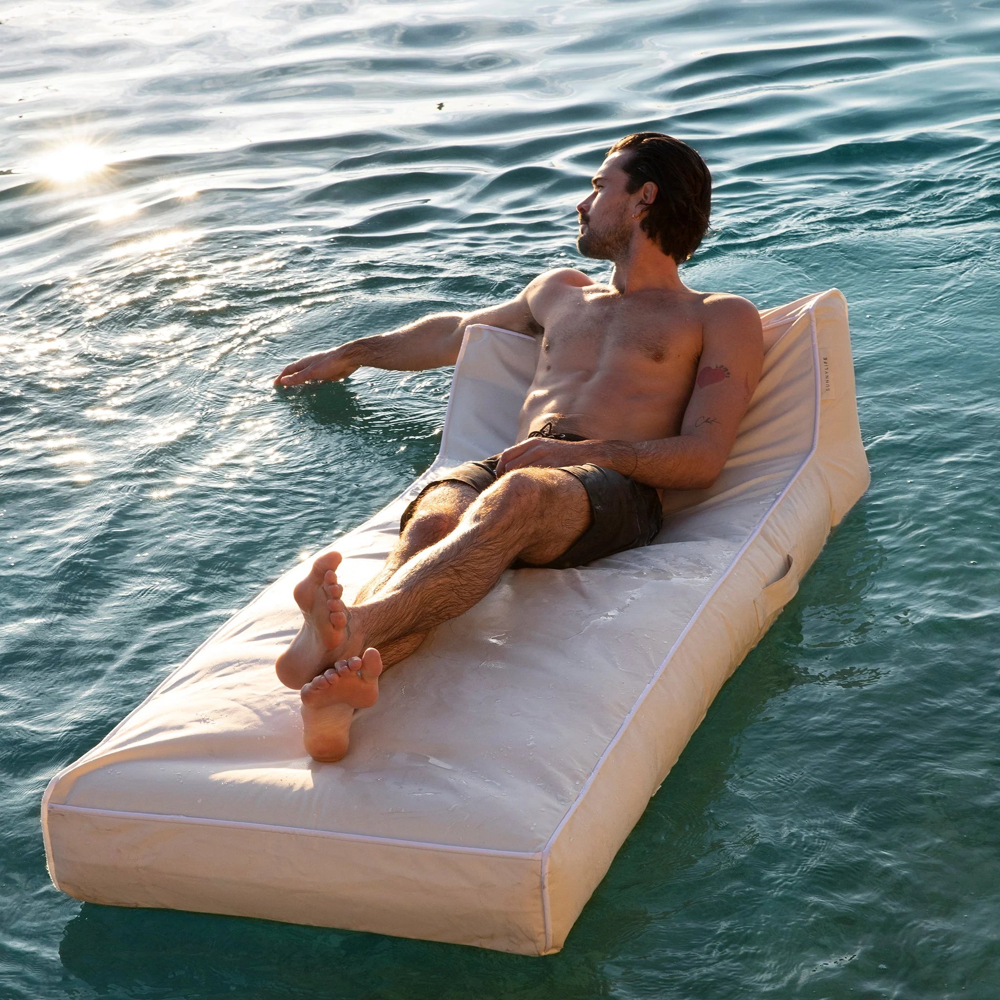 LUXE LIE-ON LOUNGER | CASA BLANCA