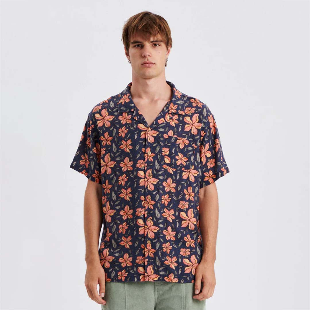 HOLIDAY RESORT SHIRT | NAVY