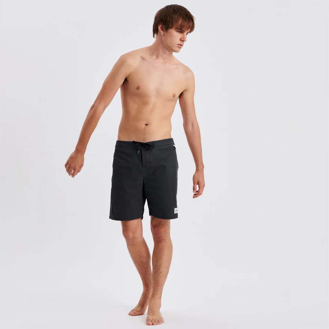 TEMPLES 18" BOARDSHORT | ASPHALT