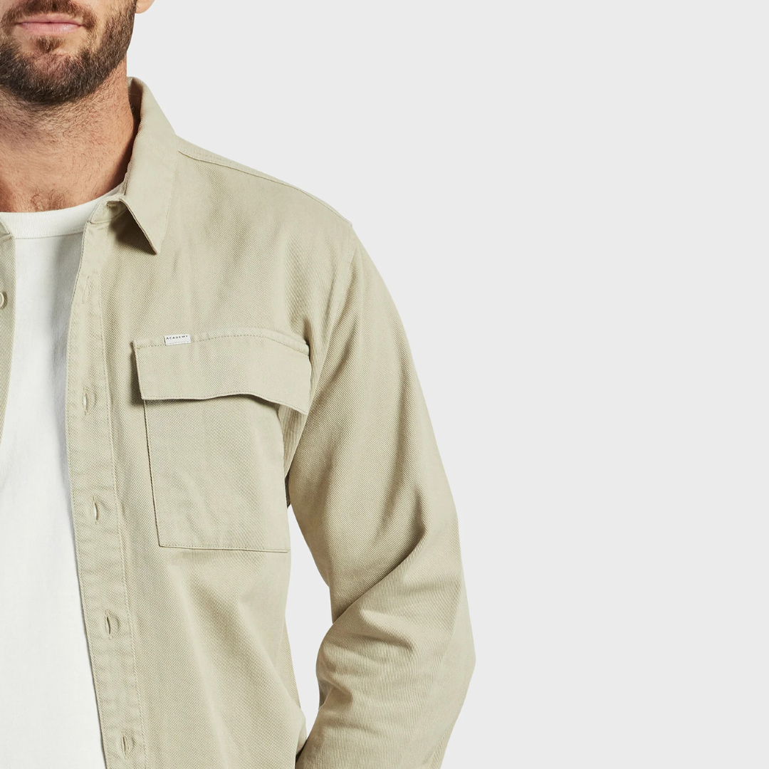 ESSENTIAL OVERSHIRT | OVERCAST GREEN