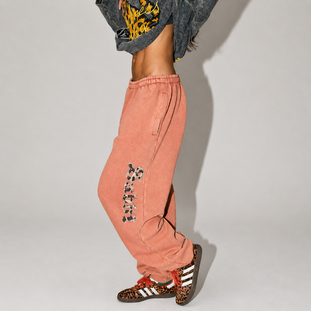 The Be Kind Jogger | Peach