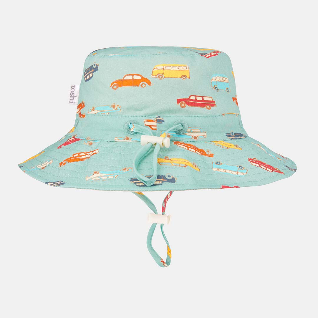 SUNHAT | ODYSSEY WAGON WHEELS