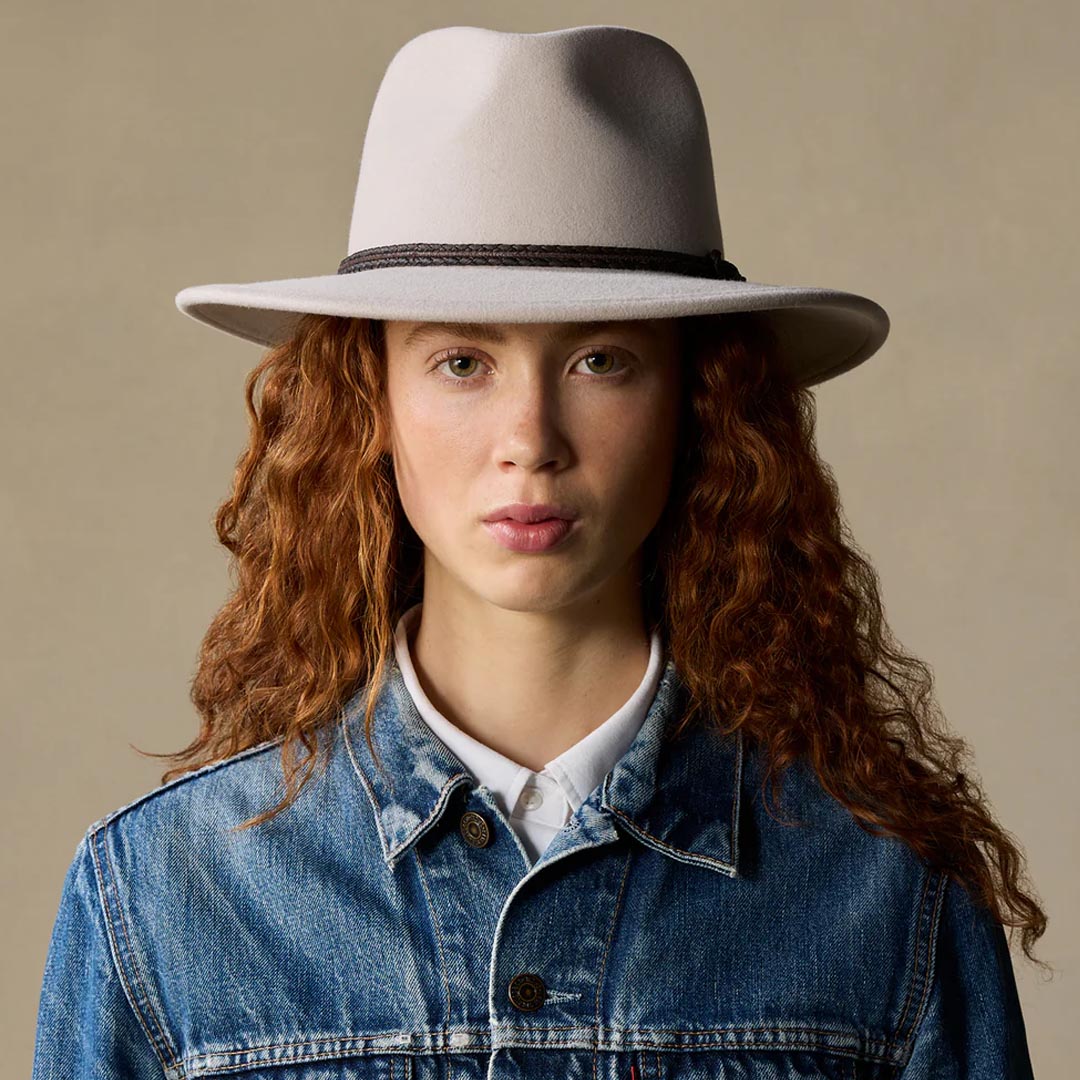 Traveller | Light Sand