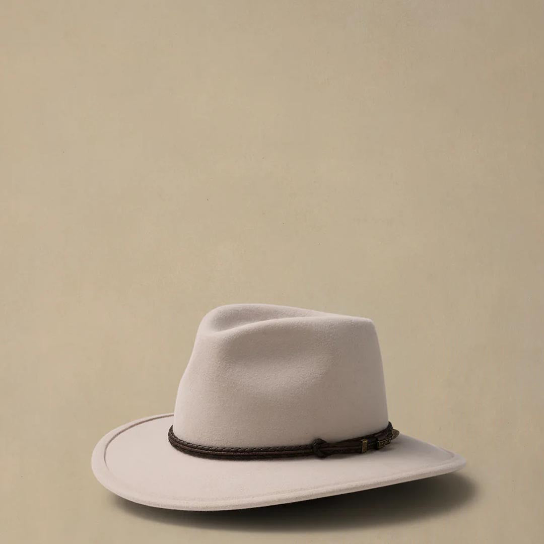 Traveller | Light Sand