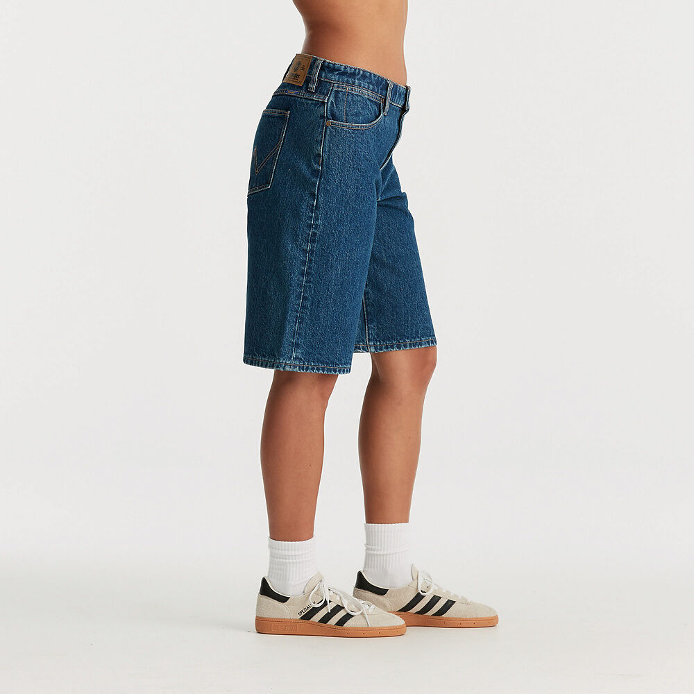 MID FARRAH BAGGY SHORT | INFINITE BLUE