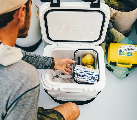 ROADIE 24 HARD COOLER | WHITE