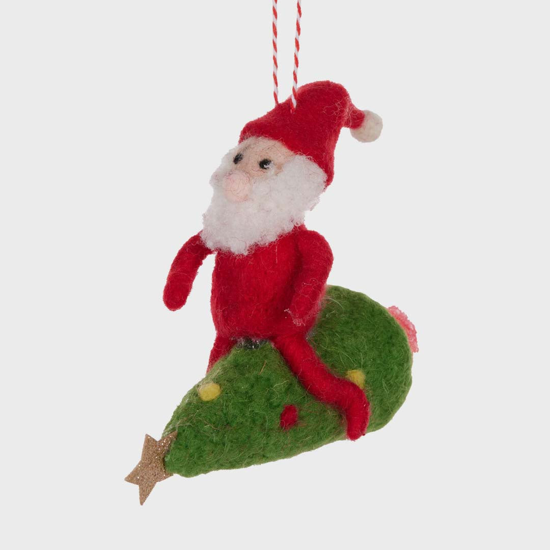 WOOL SANTA ON TREE