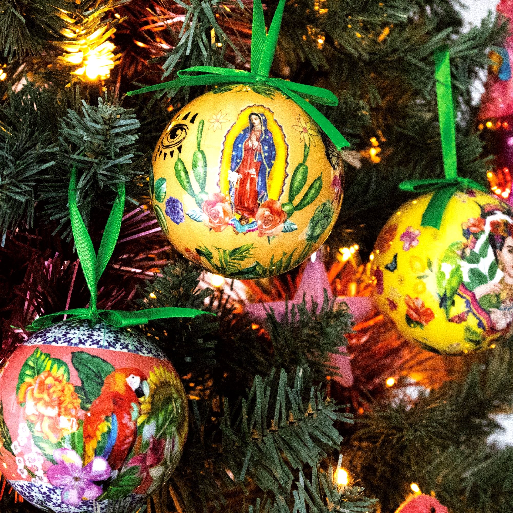 MEXICAN FOLKLORE BAUBLE SET