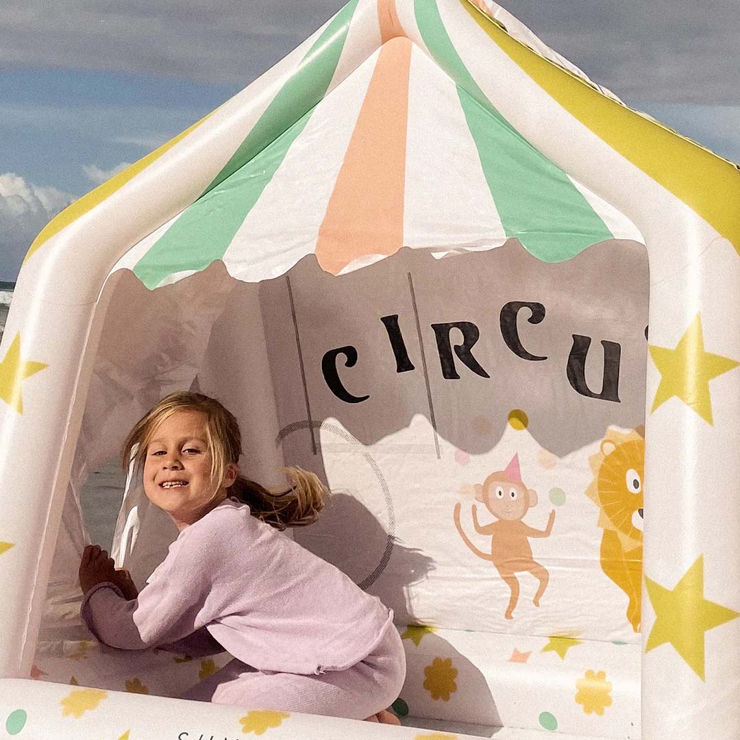 INFLATABLE CUBBY - CIRCUS TENT